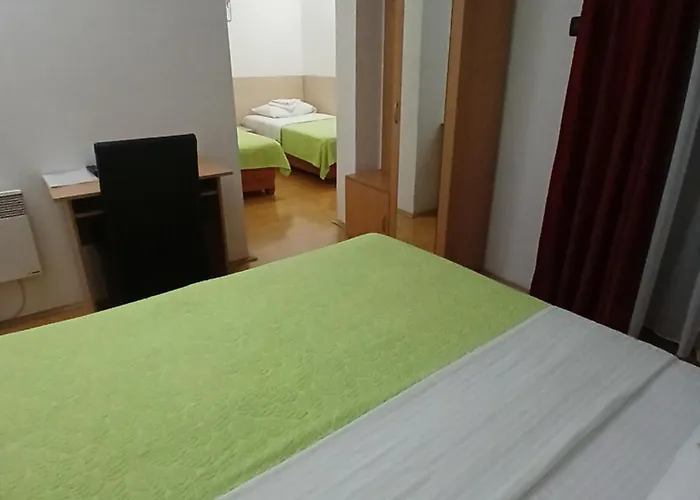 فندق Viv تريبينيي