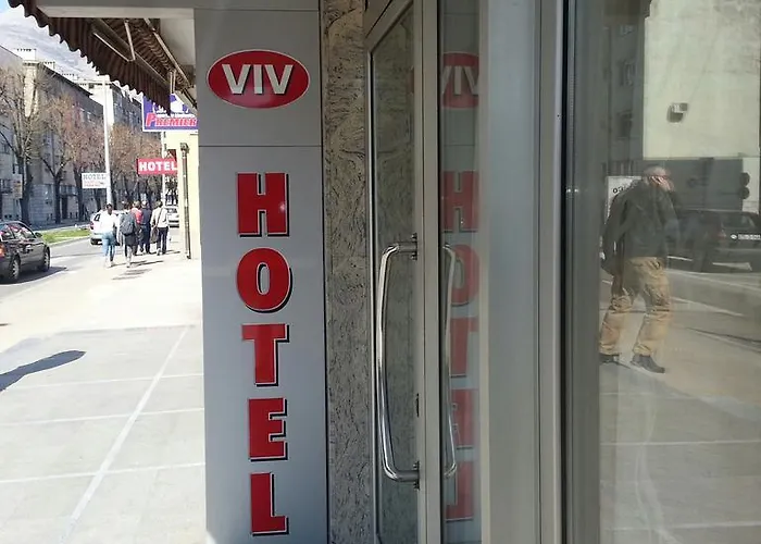 Viv 3* تريبينيي